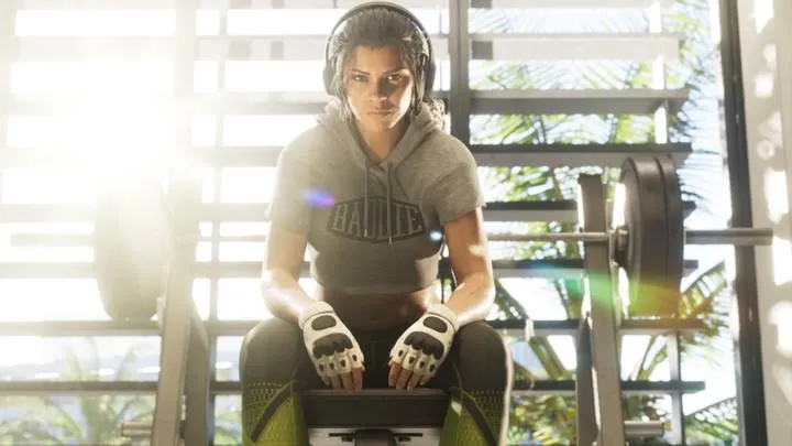 Спортзал Gainz и тело героя — Лусия в спортзале